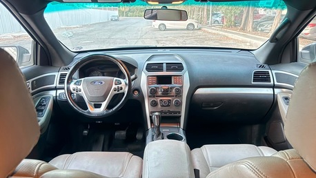 Jeddah, Vehicles, Cars & Trucks , SAR 27000,  Ford Explorer,  2011,  Automatic,  350000 KM,  Explorere In Excellent Condition