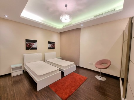 Amwaj Islands, Apartments, Flats, Houses & Villas, BHD 430/month,  Furnished,  2 BR,  140 Sq. Meter,  Spacious 2 BR+ Office Room FF Apartment With Balcony Close To Amwaj Marina