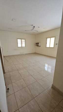 Salmaniya, Apartments, Flats, Houses & Villas, BHD 250/month,  2 BR,  2 Bedroom Big Unfurnished Flat For Rent Without Ewa