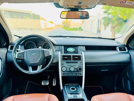 Manama, Vehicles, Cars & Trucks , BHD 3900,  Land Rover Discovery,  2015,  Automatic,  106000 KM,  Zero Accidents - Clean - Full SOption - 7 Seat