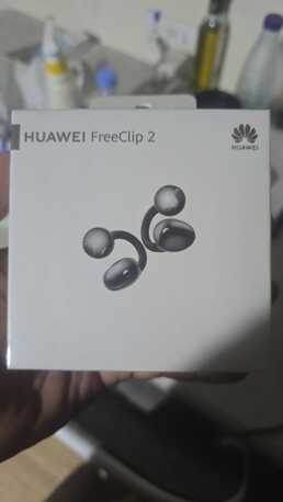 Jeddah, Mobile Phones, SAR 450,  UNBOX HUAWEI FREE CLIP 2 EARBUDS FOR SELL.....BOX NOT OPENED (Original Price #650 SAR)