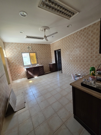 Galali, Apartments, Flats, Houses & Villas, BHD 160,  2 BR,  Flat For Rent In Galali