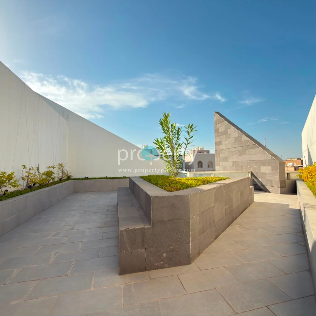Kuwait City, Apartments, Flats, Houses & Villas, KWD 1100/month,  3 BR,  Three Master Bedroom Floor For Rent In Rawda, Kuwait City
