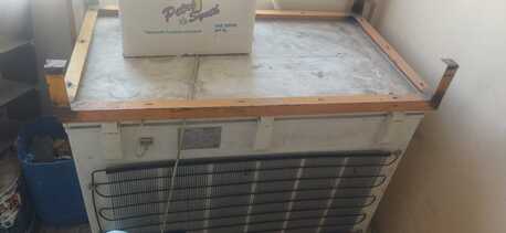 Manama, Appliances, BHD 45,  DEEP FREEZER 100 LITRE VERY GOOD CONDITION 45 BD WITH DELIVERY