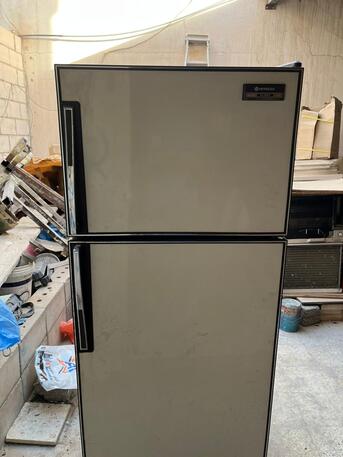 Riyadh, Appliances, SAR 250,  Refrigerator/Fridge For Sale ( Not Working) - Hitachi , Clean