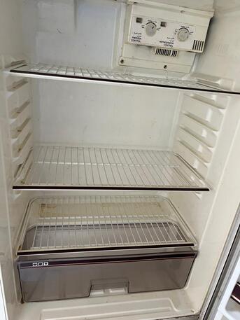 Riyadh, Appliances, SAR 250,  Refrigerator/Fridge For Sale ( Not Working) - Hitachi , Clean