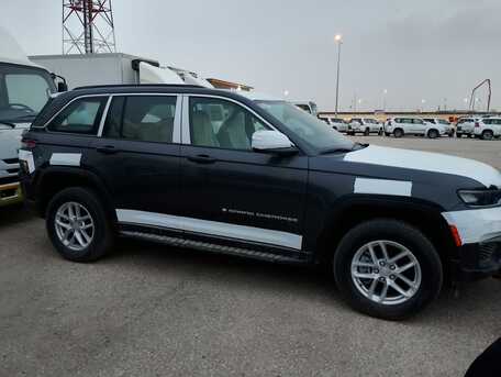 Dammam, Vehicles, Cars & Trucks , SAR 150000,  2025 Grand Cherokee Laredo,  2025,  Automatic,  0000 KM,  Brand New