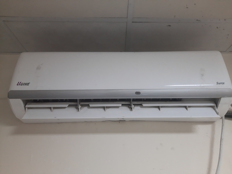 New Industrial City, Air Conditioners, SAR 800,  Sale Ugine Super 1.5 Ton Split Air Conditioner 410a Gas Only 800sar.