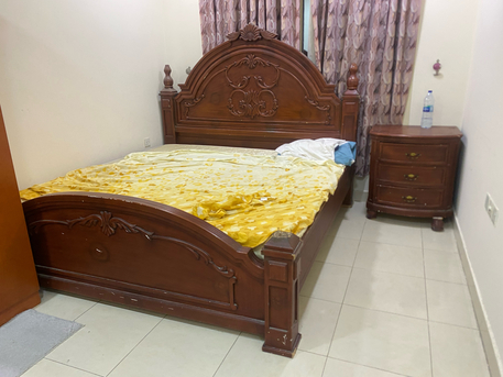 Riffa, Furniture, BHD 25,  Bed With Matress And Side Table