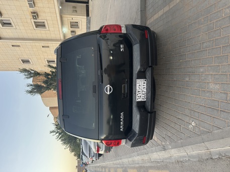 Riyadh, Vehicles, Cars & Trucks , SAR 18000,  Nissan Armada,  2008,  Automatic,  400000 KM,  For Sale:   SE
