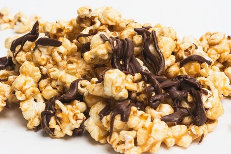 New York, Food, Order Fresh Dark Chocolate Toffee Popcorn Online Today