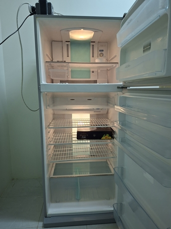 Abqaiq, Household Items, SAR 950,  Toshiba Refrigerator For Sale &ndash; Model Gr-rg70rt  Big Size Household Refrigerator