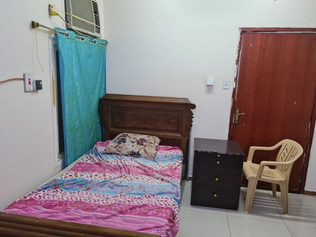 Jubail, Rooms for Rent, SAR 850/month,  Single Room Available For Rent.