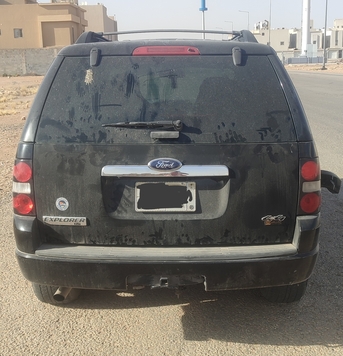 Riyadh, Vehicles, Cars & Trucks , SAR 8000,  Ford Explorer,  2009,  Automatic,  300000 KM,   XLT   V6 Vehicle Is In Good Condition
