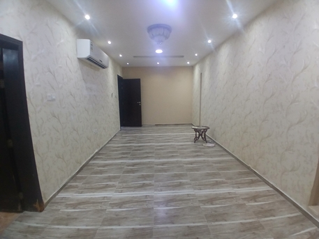 Hidd, Apartments, Flats, Houses & Villas, BHD 240/month,  3 BR,  Flat 3bhk With Ac Hidd