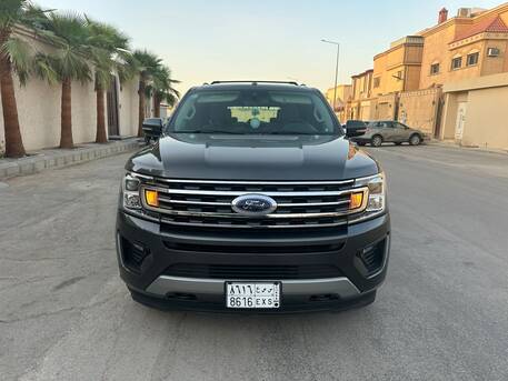 Riyadh, Vehicles, Cars & Trucks , SAR 135000,  Ford Expedition XLT,  2021,  Automatic,  123000 KM,    Edition 4x4 Panorama Sunroof N Full Options (1st Owner)