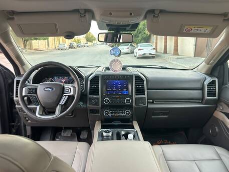 Riyadh, Vehicles, Cars & Trucks , SAR 135000,  Ford Expedition XLT,  2021,  Automatic,  123000 KM,    Edition 4x4 Panorama Sunroof N Full Options (1st Owner)