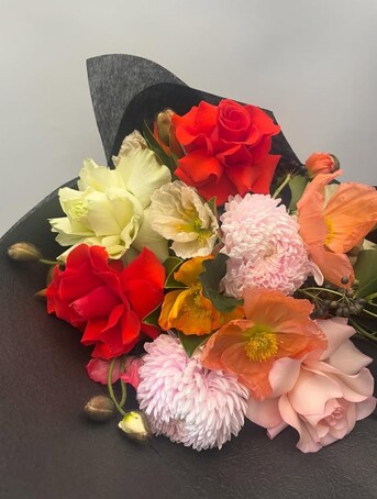 Sydney, Farm & Garden, AUD 123,  Ditch The Cardboard Box With White-glove Floral Concierge
