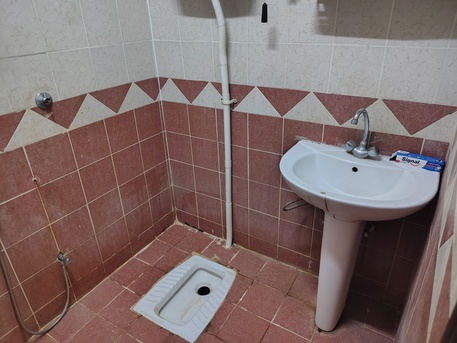 Hara, Rooms for Rent, SAR 800/month,  A Clean Private Room With A Separate Bathroom Is Available For Rent.Batha