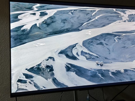 Al Dana, Electronics, SAR 700,  TCL 55" QLED 4K TV With Wall Bracket For Sale - Excellent Condition With