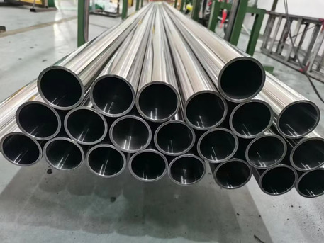 Mumbai, Heavy Equipment, INR 2000,  Reliable Stainless Steel Pipe Solutions For Heavy-Duty Industries
