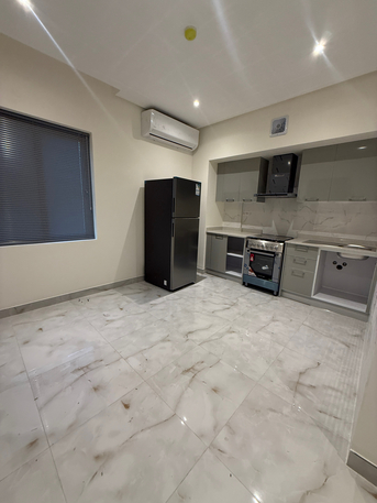 Tubli, Apartments, Flats, Houses & Villas, BHD 270/year,  1 BR,  Semi Furnishe Luxuary Apartment With Ewa 1 Bhk And 2bhk