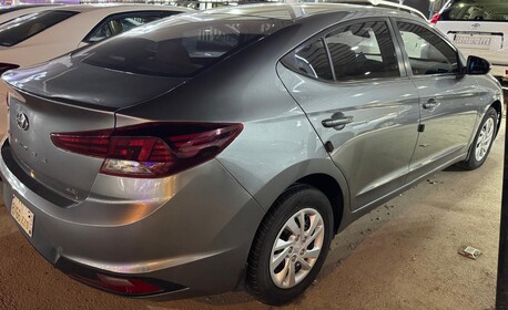 Riyadh, Vehicles, Cars & Trucks , SAR 45000,  HYUNDAI ELANTRA,  2019,  Automatic,  140000 KM,  2,0 ORIGINAL CONDITION 3