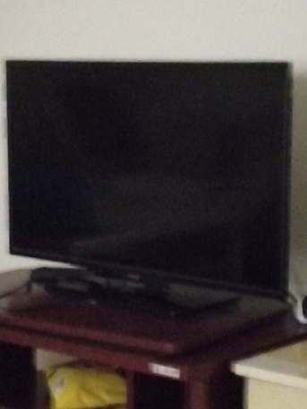 Al Aziziyah, Appliances, SAR 175,  A Very Rarely Used TV (32") For Sale.