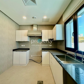 Kuwait City, Apartments, Flats, Houses & Villas, KWD 675/month,  3 BR,  Three Master Bedroom Penthouse With Roof For Rent In Jabriya