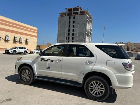 Jubail, Vehicles, Cars & Trucks , SAR 35000,  2012,  2012,  Automatic,  597835 KM,  Toyota Fortuner
