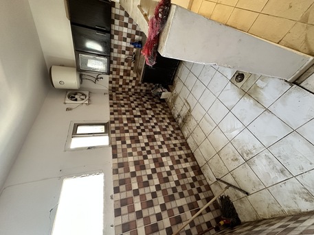Al Wizarat, Apartments, Flats, Houses & Villas, SAR 15/year,  1 BR,  1 BHK Family Flat For Rent In Family Building -  Near Paradise Restaurant