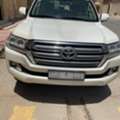 SAR 142000,  Toyota Land Cruiser,  2017,  Automatic,  194000 KM,  Land Cruiser GX  Bahraini Spec