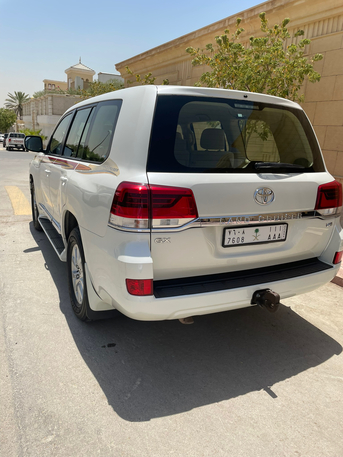 Dhahrat Laban, Vehicles, Cars & Trucks , SAR 142000,  Toyota Land Cruiser,  2017,  Automatic,  194000 KM,  Land Cruiser GX  Bahraini Spec