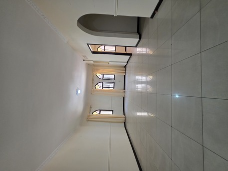 Hoora, Apartments, Flats, Houses & Villas, BHD 280/month,  3 BR,  Very Neet Semi Furnished 3 BHK Flat With Ewa & Parking @280 BD In Hoora