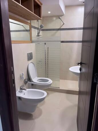 Amman, Apartments, Flats, Houses & Villas, JOD 12000/year,  2 BR,  Modern Living In The Heart Of Um Uthaina
