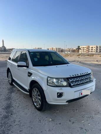 East Riffa, Vehicles, Cars & Trucks , BHD 3500,  Land Rover LR2,  2013,  Automatic,  112000 KM,  Car For Sale  For Sale