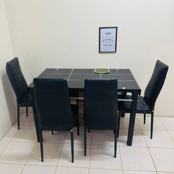 Khobar, Appliances, SAR 200,  Glass Top Table