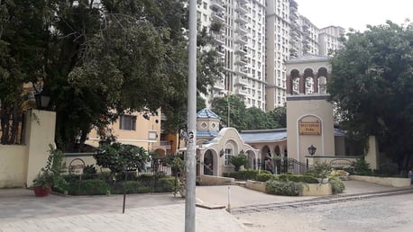 Gurgaon, Buildings, Residential Properties On NH 8 Road Gurgaon | Property4Sure