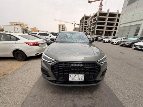 Jeddah, Vehicle Lease Transfer, SAR 195000,  Audi Q3 2025 With Only 12000km On It. 2025 Q3 اودي