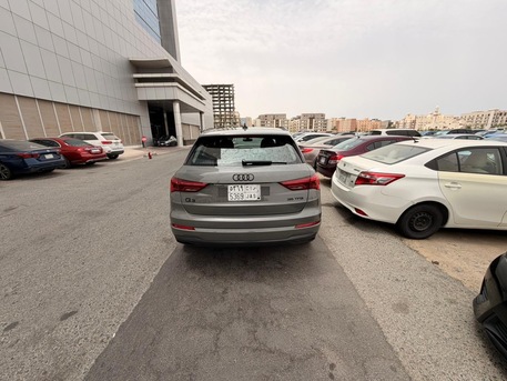 Jeddah, Vehicle Lease Transfer, SAR 195000,  Audi Q3 2025 With Only 12000km On It. 2025 Q3 اودي