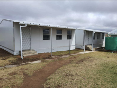 Thane, Materials, INR 125000,  20 Ft Office Cabins And Storage Containers
