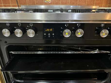 Khobar, Household Items, SAR 1499,  Simfer Stove With 5 Burners And Oven
