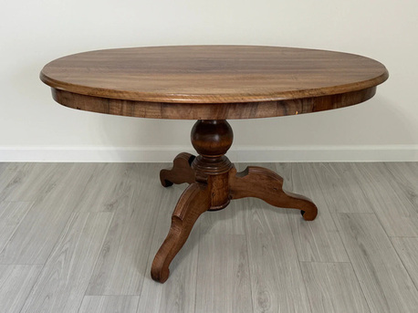 Miami, Business, Top Antique Coffee Table Designs For Luxury Home Interiors &ndash; Hand And Soul Decor
