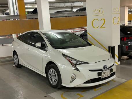 Al Malqa, Vehicles, Cars & Trucks , SAR 36000,  Toyota Prius,  2017,  Automatic,  161000 KM,  2nd Owner, Excelent Condition