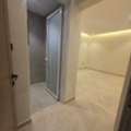 SAR 28600/year,  2 BR,  Consists Of:- 2 Bedrooms, A Living Room , 3 Bathrooms, And A Kitchen,   Fast Floor, Extern