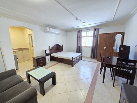 Juffair, Apartments, Flats, Houses & Villas, BHD 180/month,  Furnished,  Studio,  60 Sq. Meter,  Spacious Studio Flat  Family Building  Near Juffair Mall