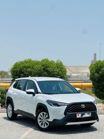 Riffa, Vehicles, Cars & Trucks , BHD 7800,  TOYOTA COROLLA CROSS 2023 WHITE,  2023,  Automatic,  28000 KM,