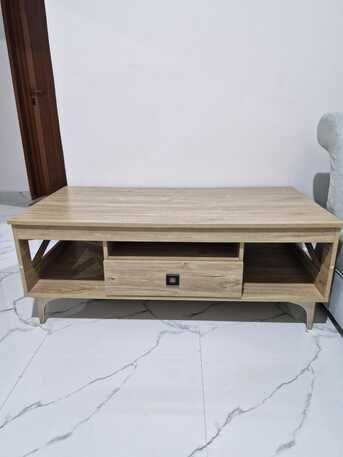 Al Malaz, Furniture, SAR 200,  Selling A Centre Table In Excellent Condition