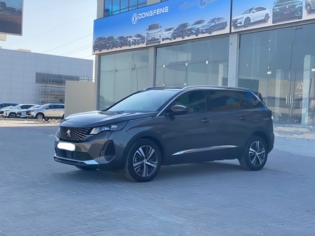 Manama, Vehicles, Cars & Trucks , BHD 8700,  Peugeot 5008,  2024,  Automatic,  16700 KM,    (Grey)