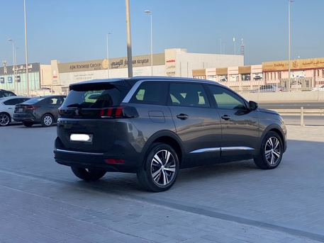 Manama, Vehicles, Cars & Trucks , BHD 8700,  Peugeot 5008,  2024,  Automatic,  16700 KM,    (Grey)